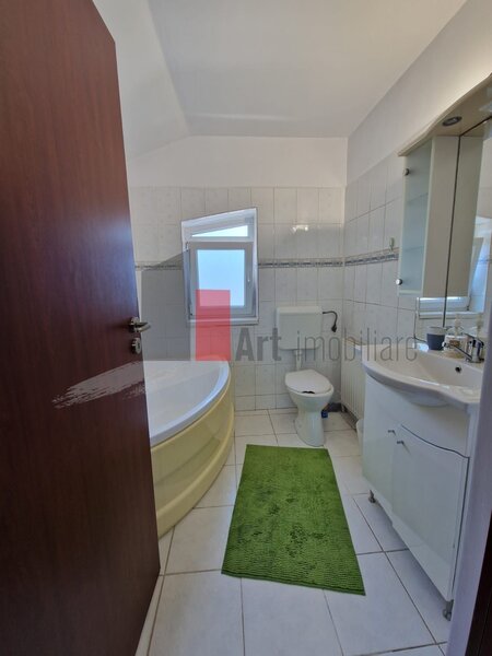Giulesti, duplex de vanzare 5 camere.