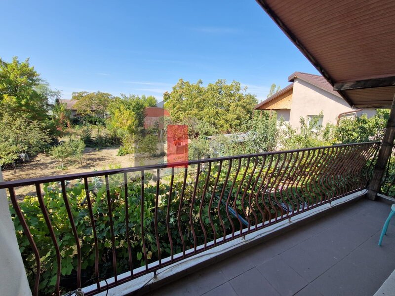 Giulesti, duplex de vanzare 5 camere.